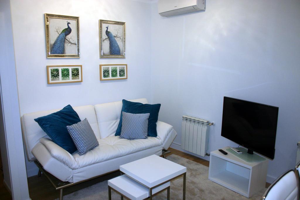 Reina Sofia Acogedor Apartment Madrid Exterior photo